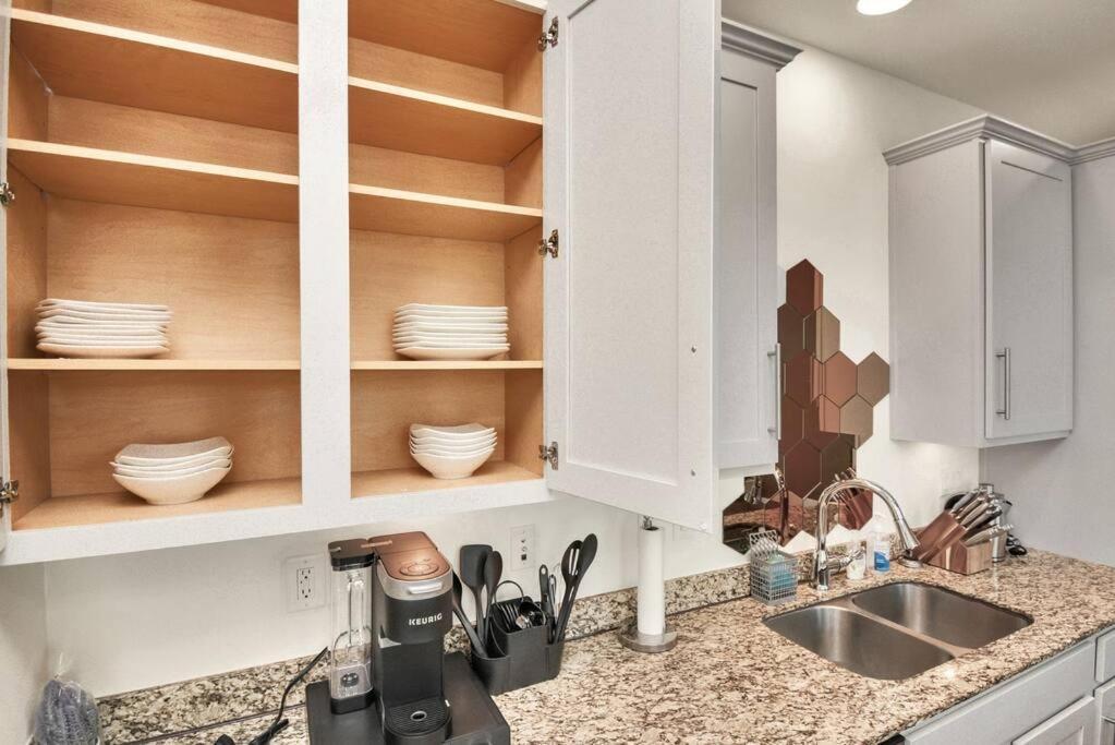 3Br/3.5Ba Three Story East Downtown Townhouse With View Houston Exterior foto
