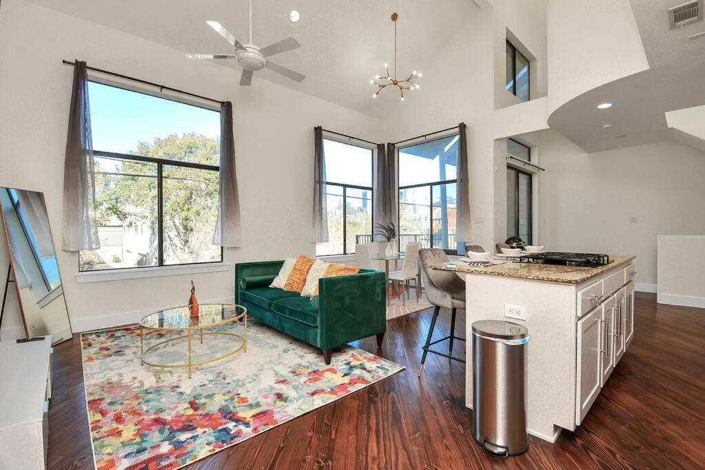 3Br/3.5Ba Three Story East Downtown Townhouse With View Houston Exterior foto