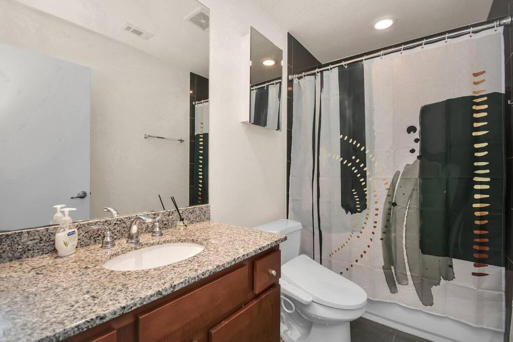 3Br/3.5Ba Three Story East Downtown Townhouse With View Houston Exterior foto
